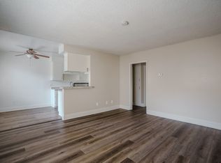 1940 Pine Ave, Long Beach, CA 90806