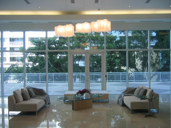 2101 Brickell Ave, Miami, FL