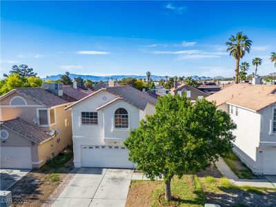 5984 Emerald Canyon Dr, Las Vegas, NV, 89142