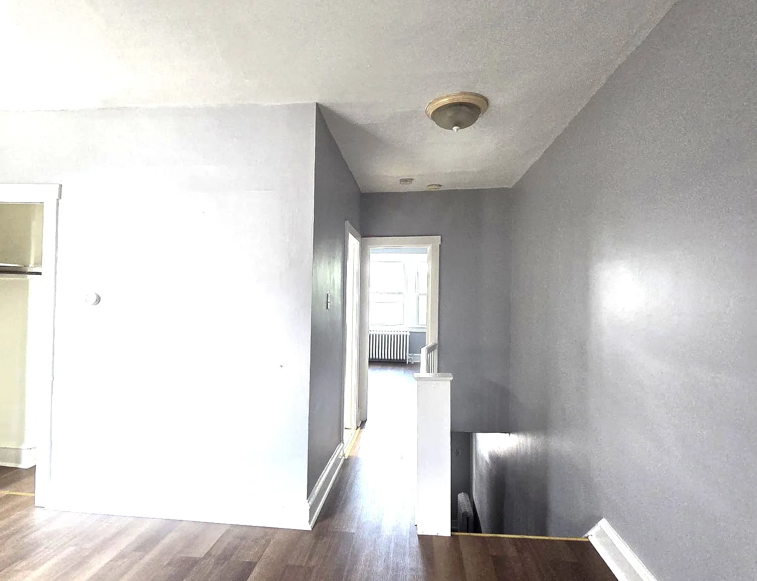1 bed, 700 sqft, $1,000 — Photo 2