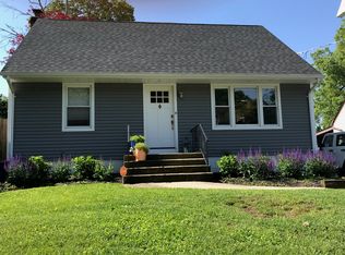 76 E 19th St, Huntington Station, NY 11746