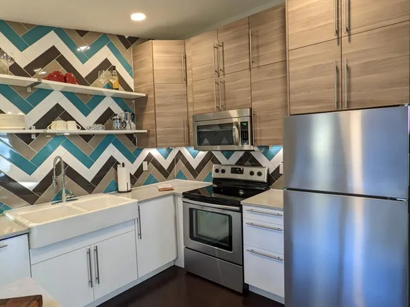 714 S Roosevelt Ave, Lafayette, CO 80026