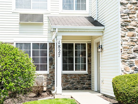 2nd image of 1827 Silverstone Dr #1827