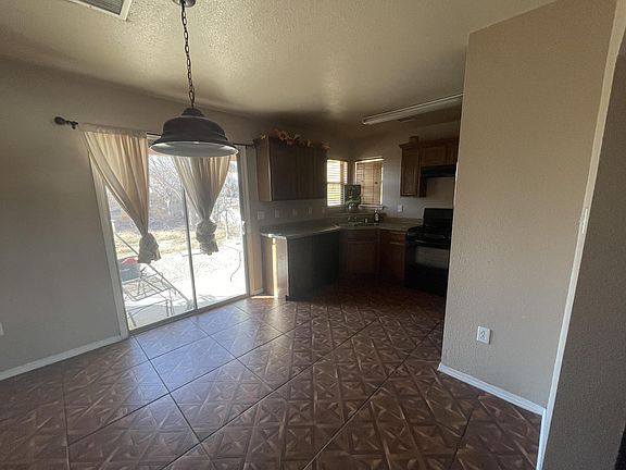 3rd image of 13934 Vaquero Rock Dr