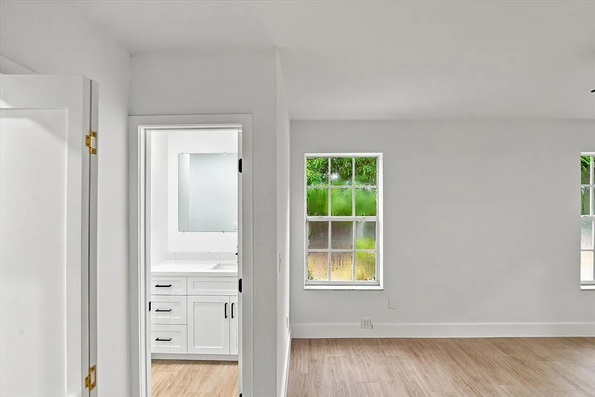14420 Lake Childs Ct — Photo 4