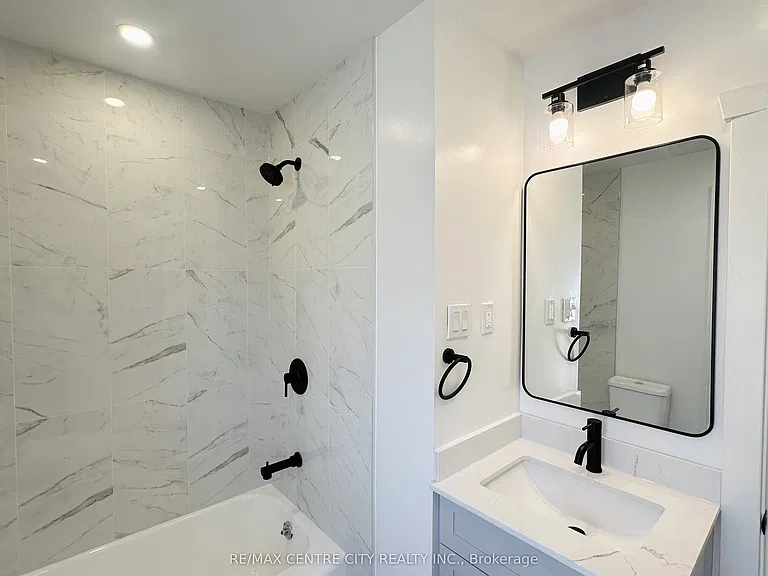81 Curtis St #3 — Photo 11