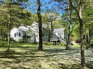 9 Lake Lillinonah Rd S, Bridgewater, CT 06752