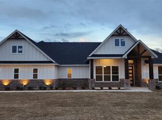 1001 Bobcat Pass, Weatherford, TX 76087