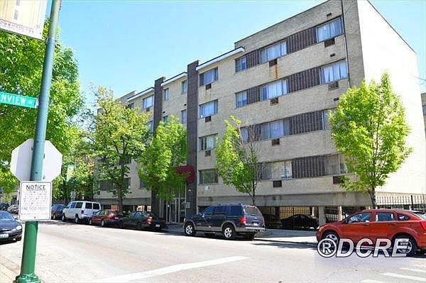 1st image of 1441 W Howard St APT 215