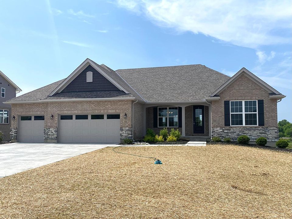 1st image of 901 Morgan Dr