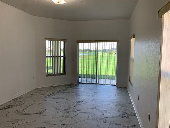4th image of 3628 Weatherfield Dr