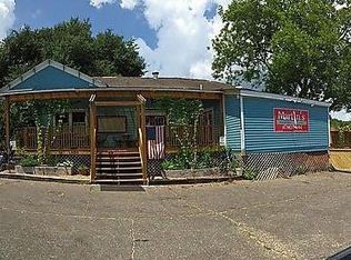 1101 Belmont St, Vicksburg, MS 39180