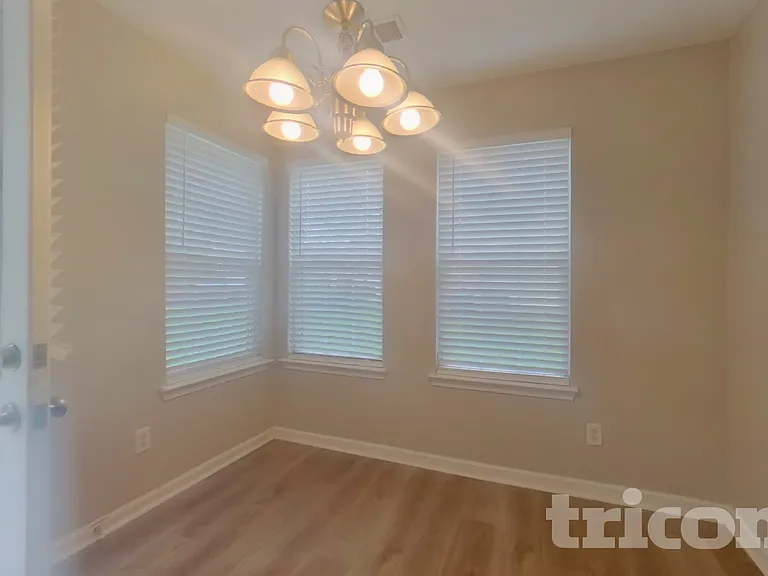 65 Stone Commons Way — Photo 5