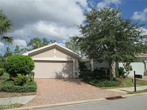 2nd image of 10688 Camarelle Cir