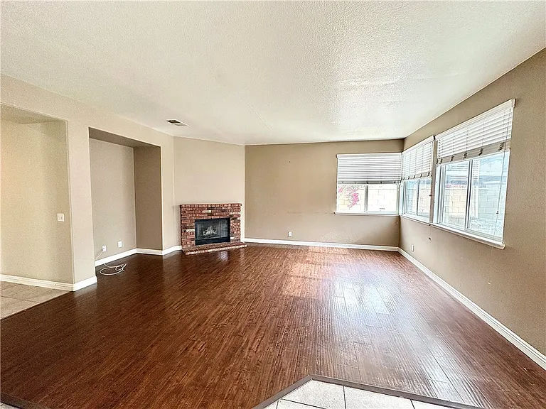 7407 Carrollton Pl — Photo 3