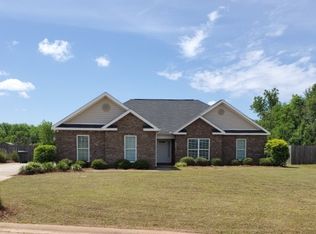 213 Schroer Dr, Byron, GA 31008