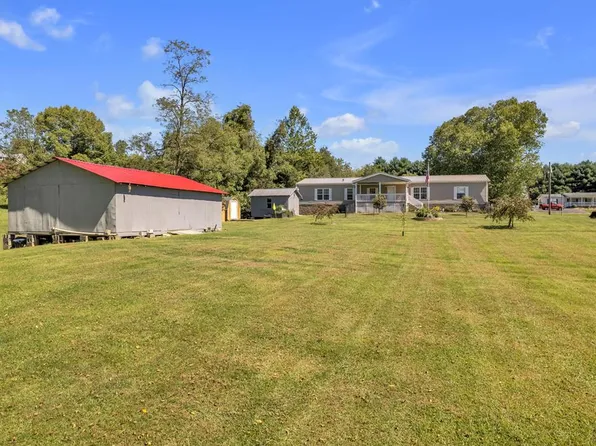 18395 Dauphin Dr, Abingdon, VA 24211