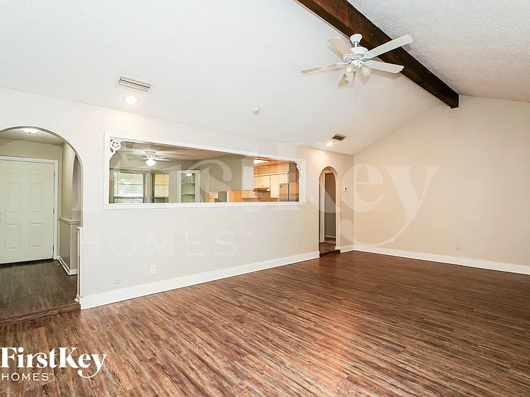 3417 Willowcrest Dr — Photo 8