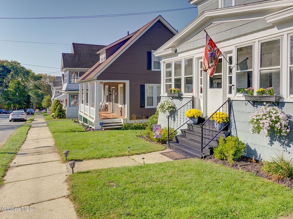 186 Brookside Avenue, Amsterdam, NY 12010 Zillow