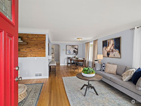 2nd image of 1501 McDougall Avenue