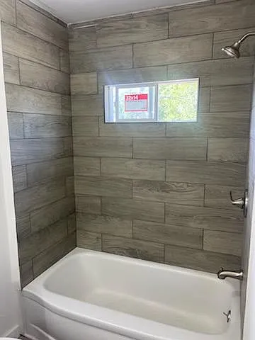1011 SW Huntoon St — Photo 8