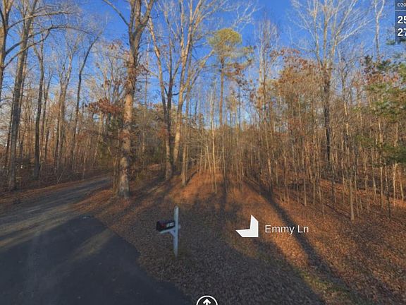 From Emmy Ln to 200' driveway.