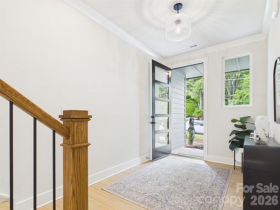 3rd image of 2641 Ravencroft Dr #2B