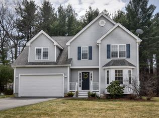 9 Makepeace Rd, Westford, MA 01886