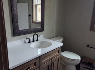 2163 Abbey Rd, New London, WI 54961