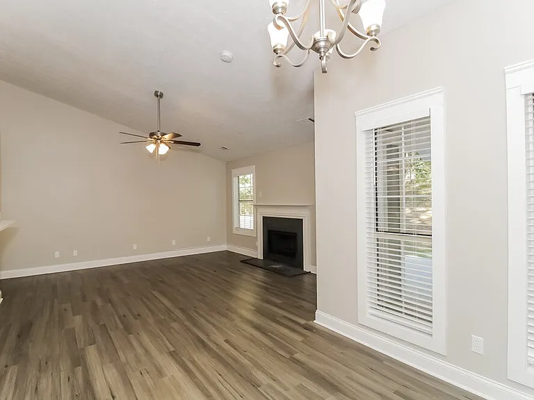 2735 Country Creek Way NW — Photo 4