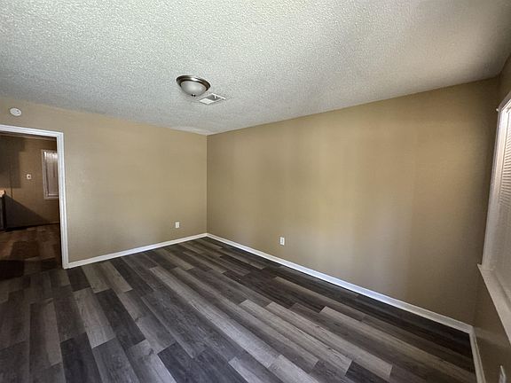 3rd image of 5234 Braden Dr