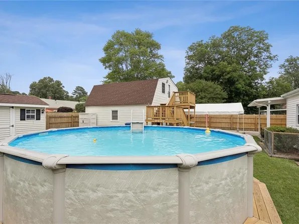 12 Sylvia Ln, Newport News, VA 23602