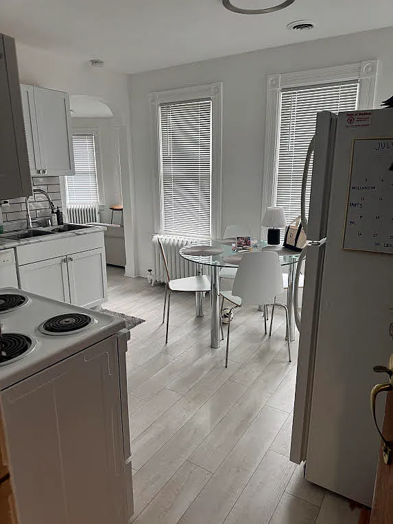 1 bed, 700 sqft, $1,475 — Photo 2