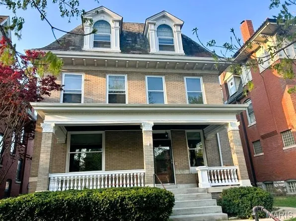 6182 Kingsbury Ave, Saint Louis, MO 63112