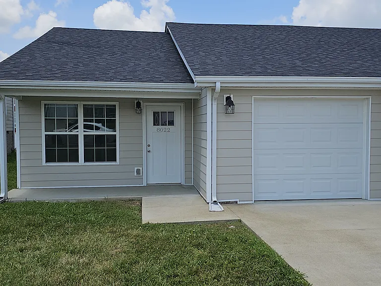 8022 Wilburn Way — Photo 2