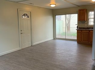 205 E Hubbard Ave, Elkhart, IN 46516