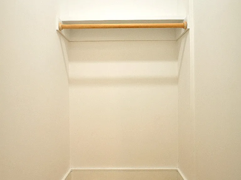 877 Beacon St #4 — Photo 8