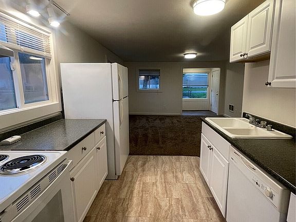 5th image of 903 Howard Street