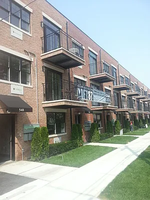 Sold by Loketch Group | media 18