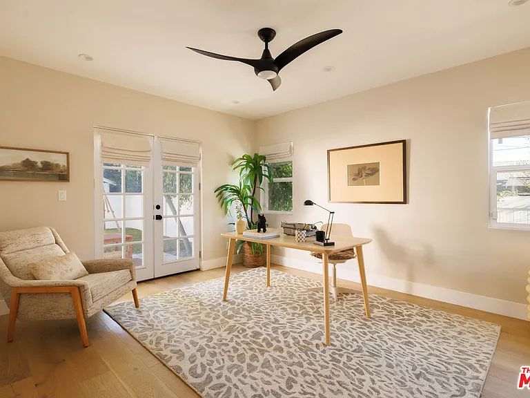 122 N Wilton Pl — Photo 20