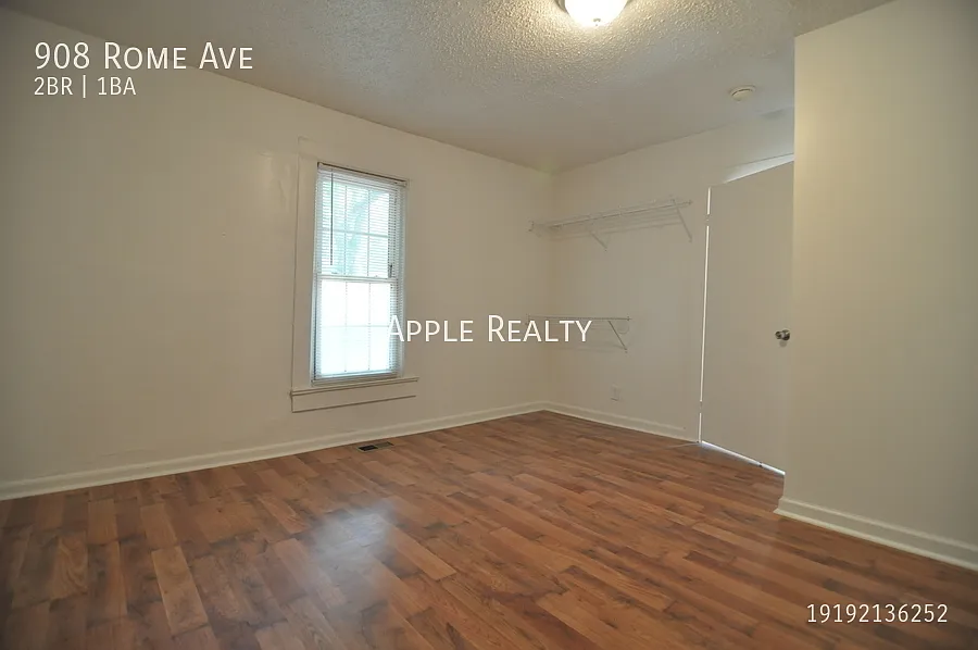 908 Rome Ave - Available Now! — Photo 2