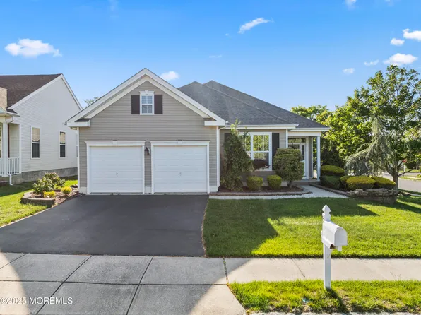 2 Spout Terrace, Barnegat, NJ 08005