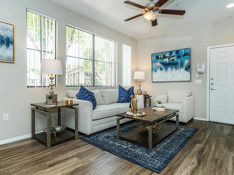 2c2 1140 SQFT 2 Bed 2 Bath