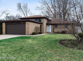 621 Romona Rd, Wilmette, IL 60091