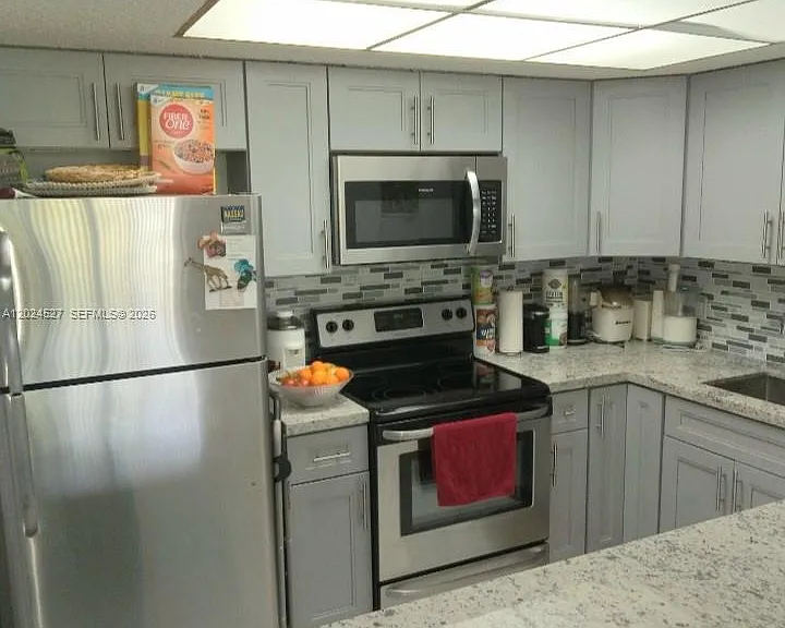 5570 NW 44th St #507A — Photo 5