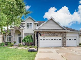 1206 Bongard Dr, Waunakee, WI 53597
