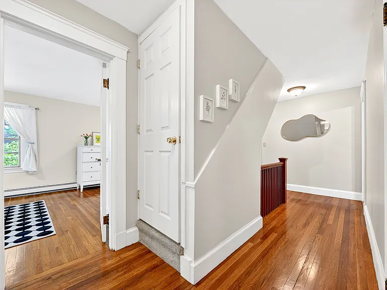 288 Auburndale Ave #2 — Photo 8