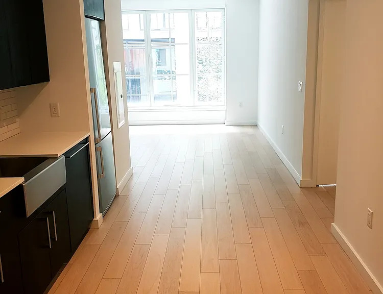 535 W 43rd St N #1D — Photo 1