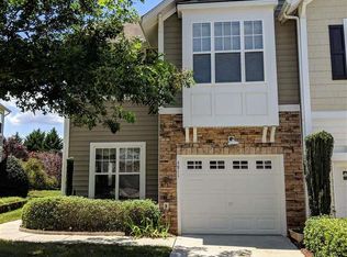 5911 Chivalry Ct, Raleigh, NC 27612