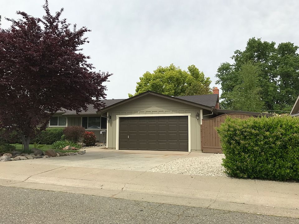 1st image of 6323 Hilltop Dr